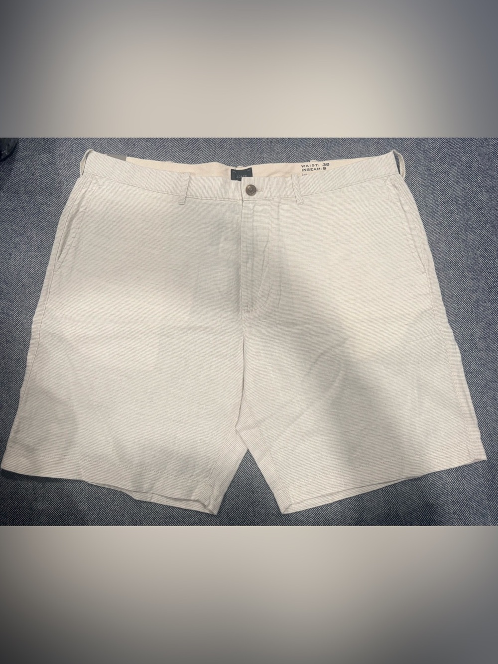 J.Crew 9" linen short | size: 38 - Picture 2 of 5